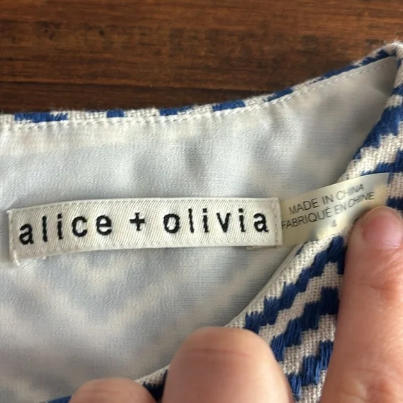 Alice + Olivia Two Piece Set - Picture 4 of 12